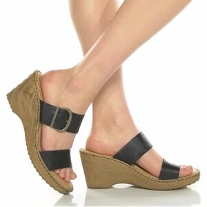 Born Emily black wedge cushioned sandals with leather straps, size 10
